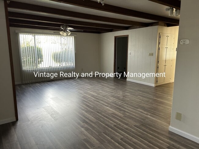Building Photo - Back On The Rental Market Update 3 Bedroom Home With A Swimming Pool!!!