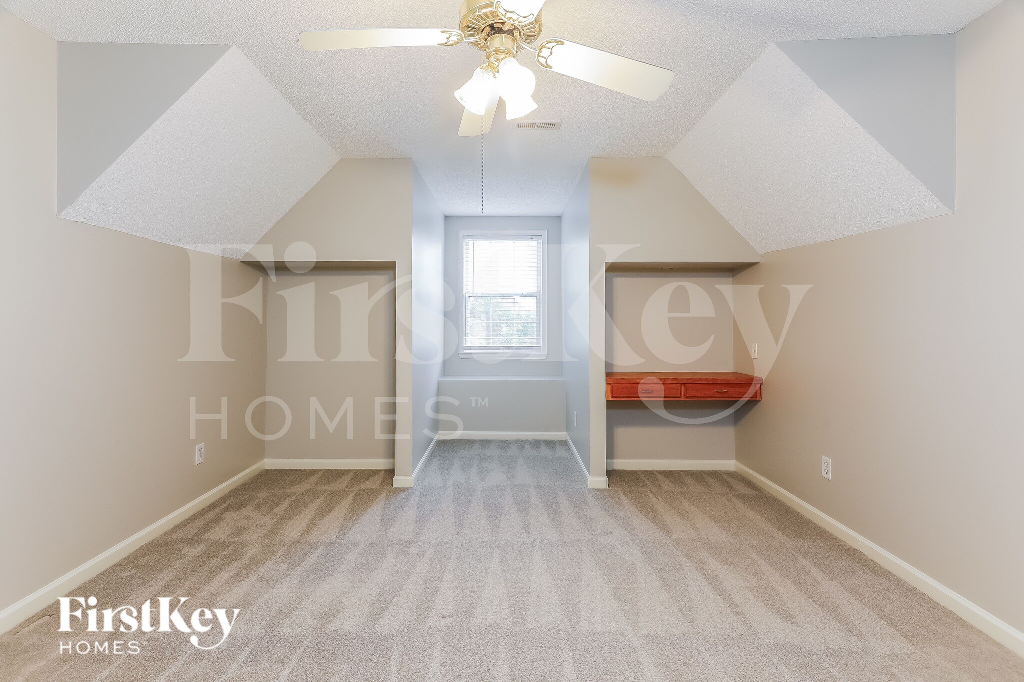 Building Photo - 6201 Windsor Ln