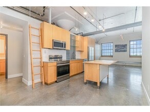 Building Photo - 730 Stinson Blvd NE