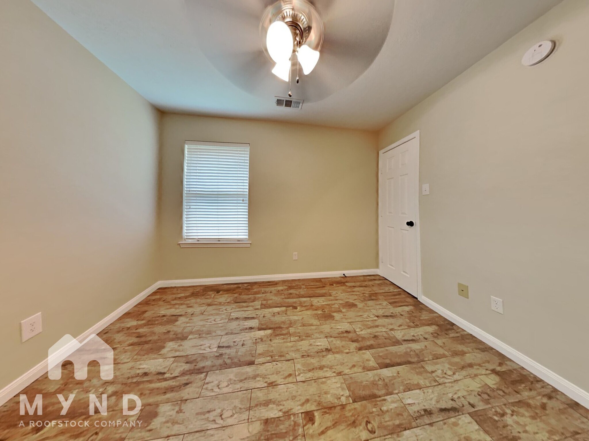 Building Photo - 2810 Orchid Tree Ln