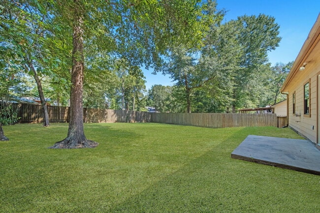 Building Photo - Charming and well-maintained home in Montg...
