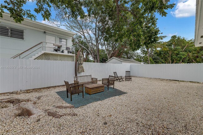 Building Photo - 640 Colson Dr