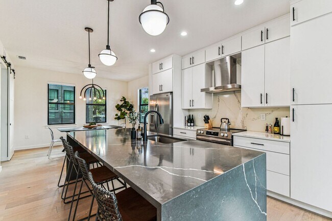 Building Photo - New Construction Townhome For Lease