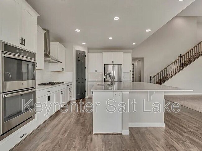 Building Photo - 31 N Palomino Way