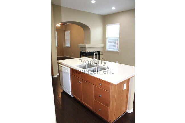 Building Photo - Home for Rent