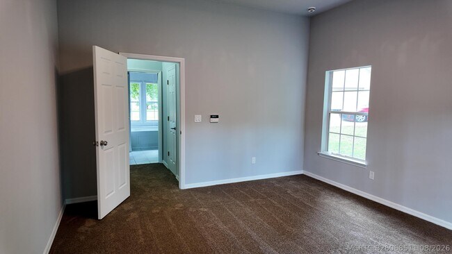 Building Photo - 11444 NW 18th Ln