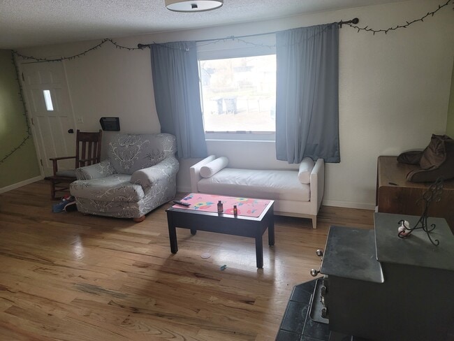 Building Photo - 1845 Lincoln St