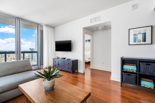 Building Photo - 6899 Collins Ave