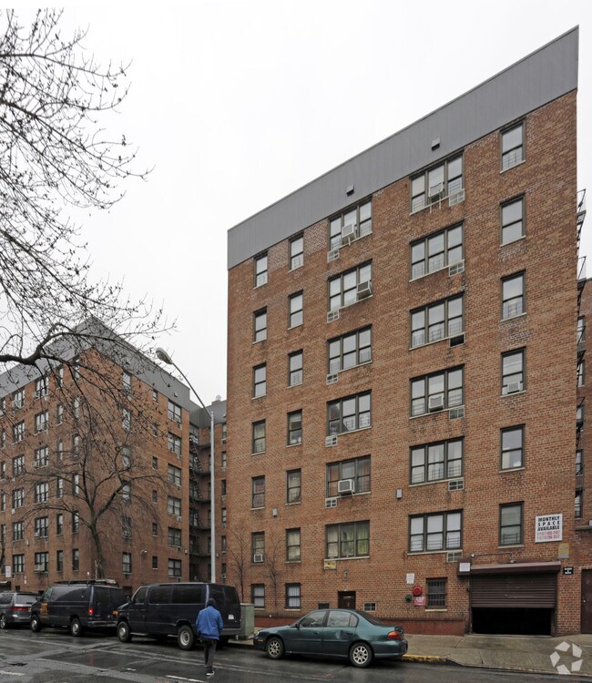 Building Photo - 148-28 88th Avenue