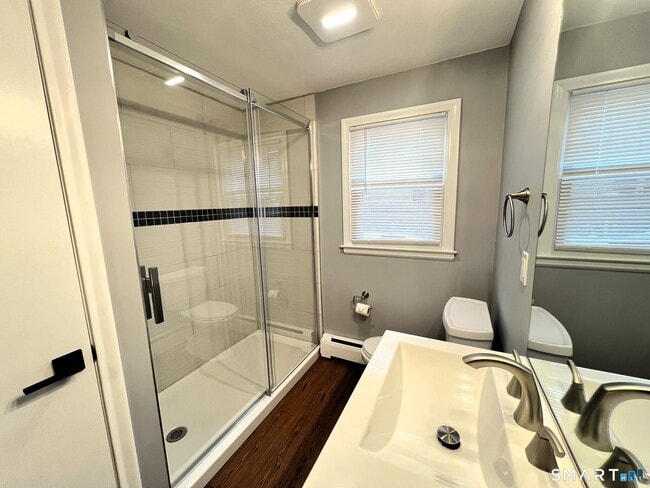 Building Photo - 41 Kim Dr