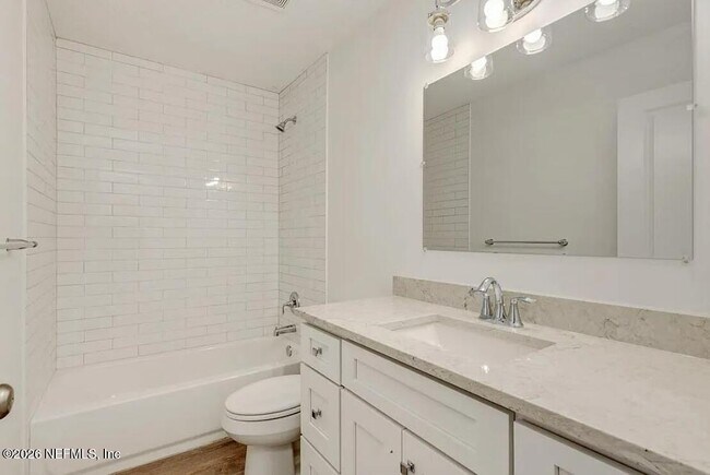 Building Photo - 3585 Drexel St