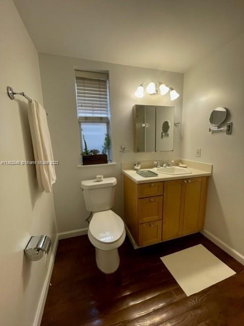 Building Photo - 2870 Pine Tree Dr