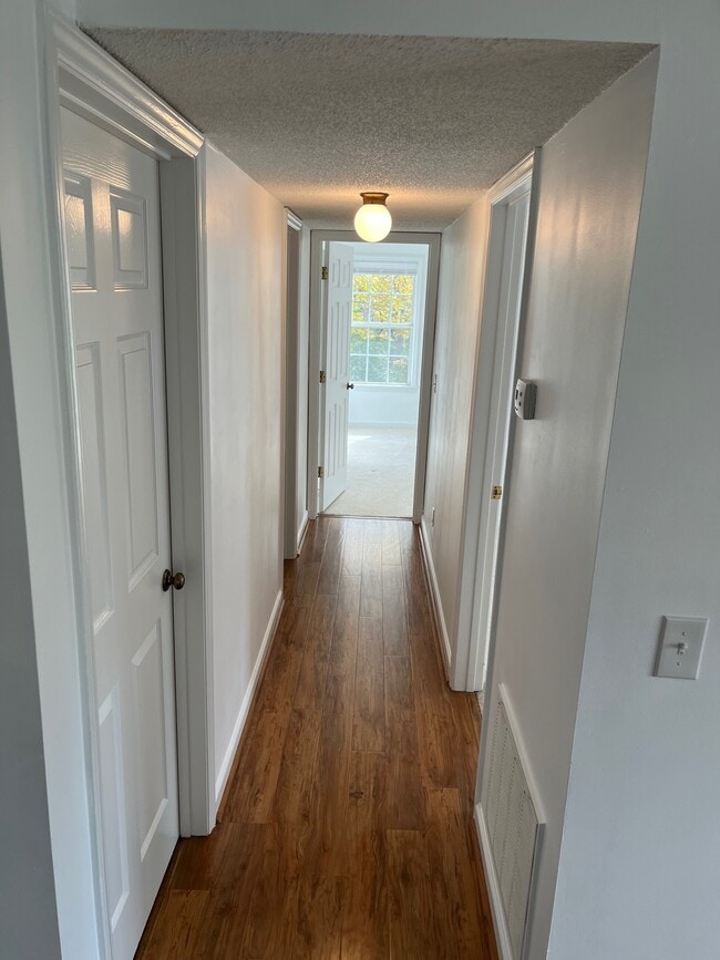 Building Photo - 6704 W Friendly Ave