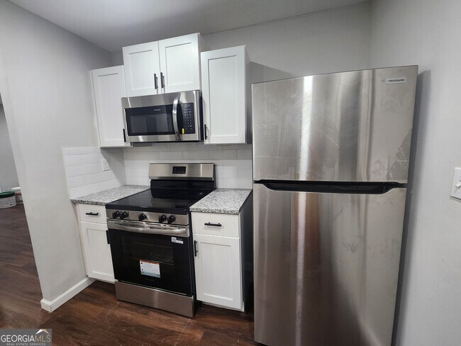 Building Photo - 2939 Gleason Ave