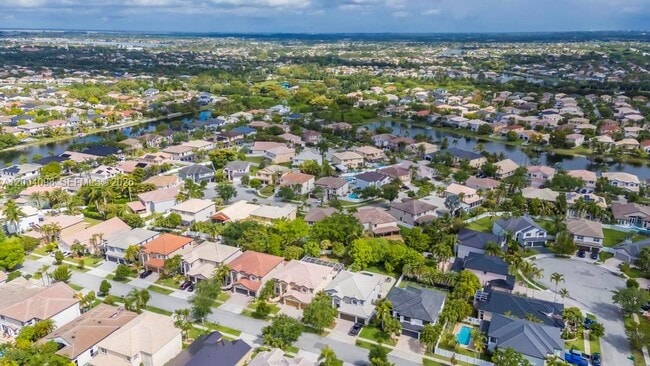 Building Photo - 17407 SW 36th St