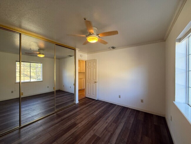 Building Photo - Acton 4 bedroom on Dirt Road