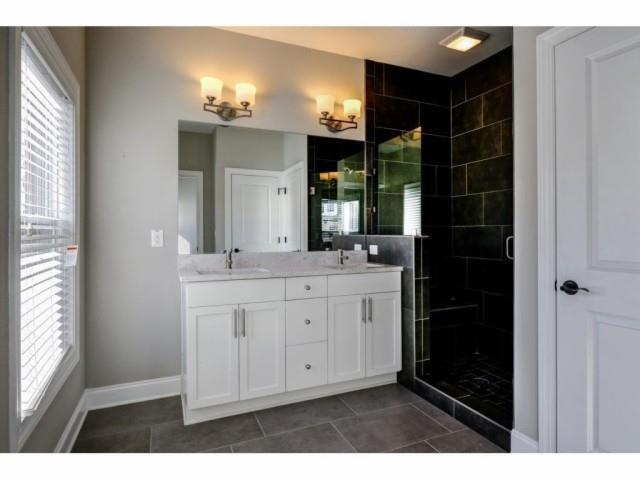Building Photo - 1295 Linden Ct