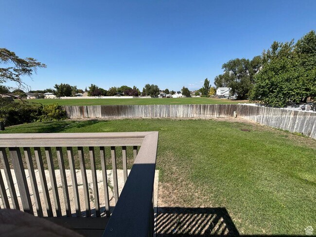 Building Photo - 1516 W 7470 S