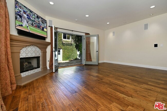 Building Photo - 12207 Cantura St