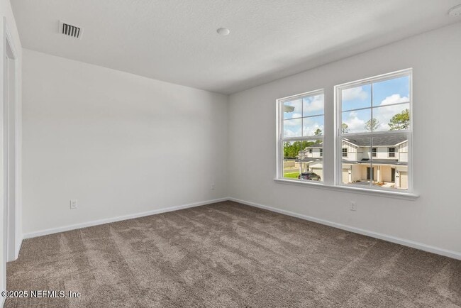 Building Photo - 125 Beach Palm Ct