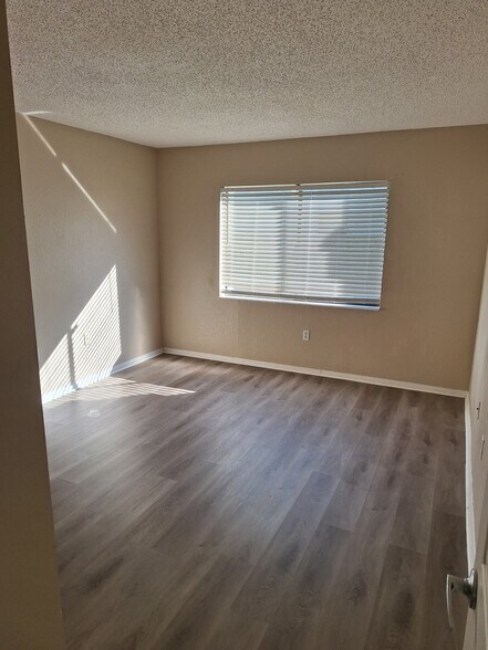 Building Photo - 5310 26th St W