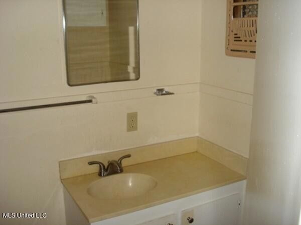 Building Photo - 5301 Ridgewood Rd