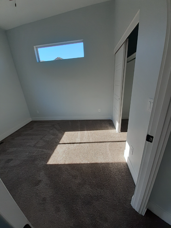 Building Photo - 1731 W Canyon View Dr