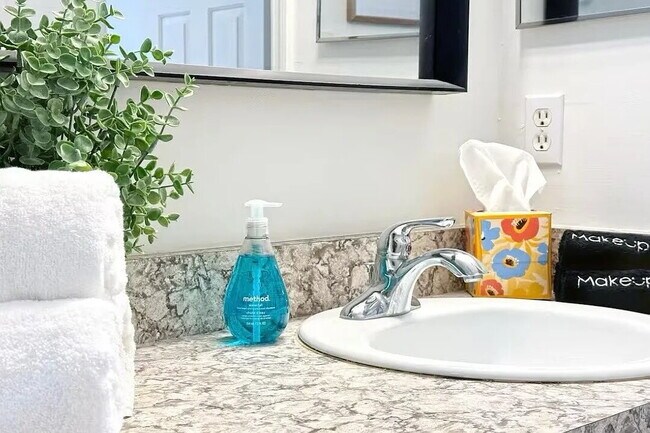 Building Photo - Available May 4 | Furnished or Unfurnished Options | 2 Bed / 2 Bath + Garage