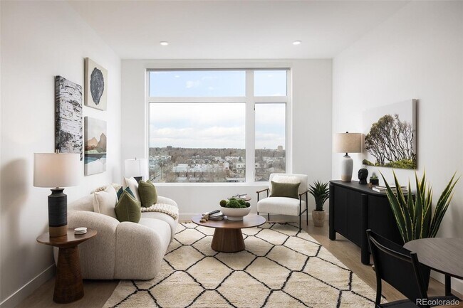 Building Photo - 1521 Hooker St