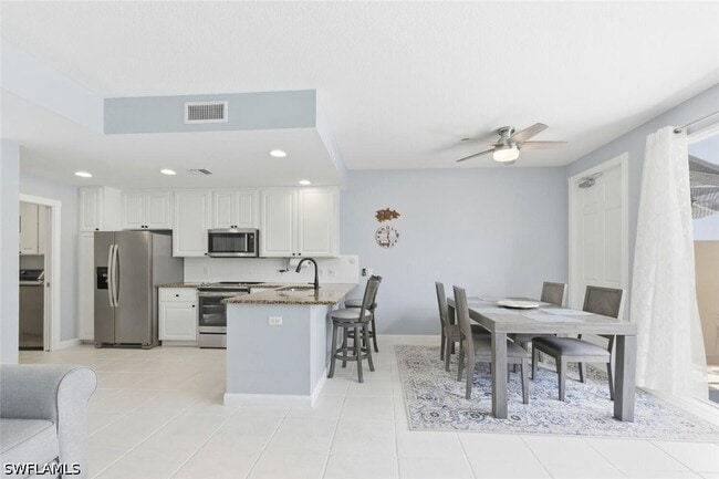 Building Photo - 6076 Islandwalk Blvd