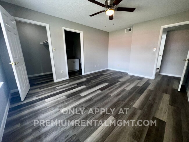 Building Photo - 4355 Perkinshire Ln