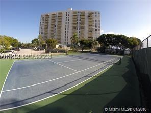 Building Photo - 880 NE 69th St