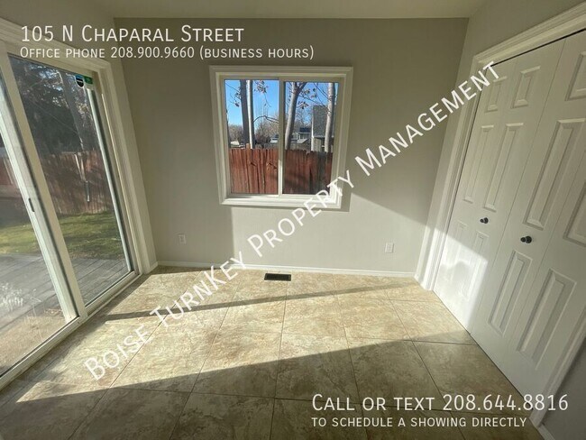 Building Photo - 105 N Chaparal St