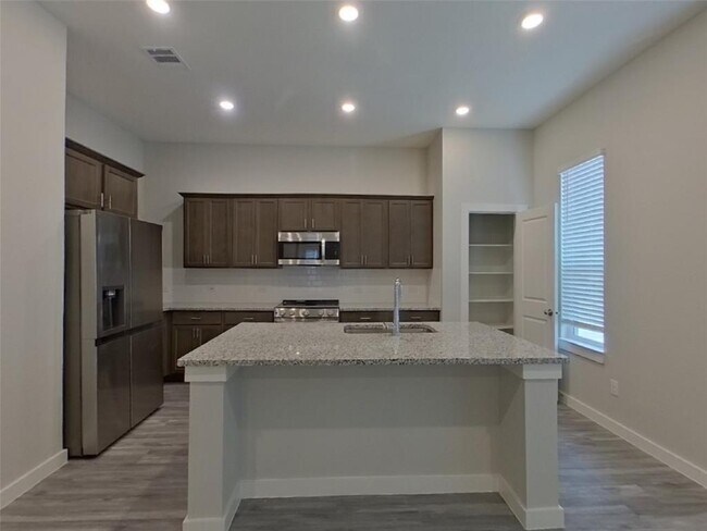 Building Photo - 22816 Terrazzo Dr