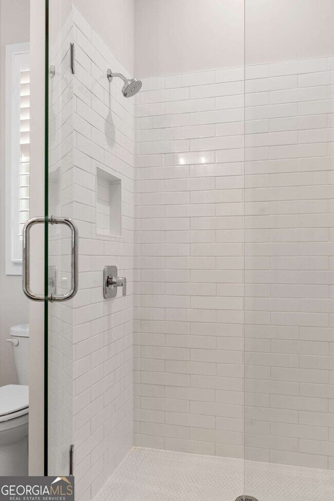 Building Photo - 1272 Longreen Ter NW