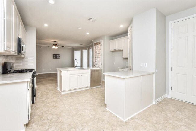 Building Photo - 1103 Cedar Elm Ln