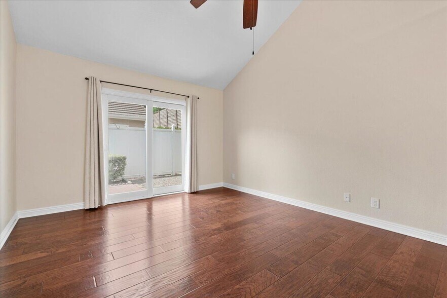 Building Photo - 6642 Brighton Pl
