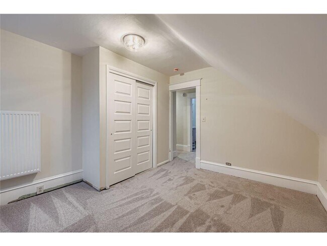 Building Photo - 2939 Russell Ave N