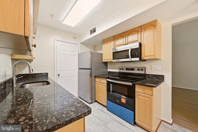 Building Photo - 2505 McVeary Ct