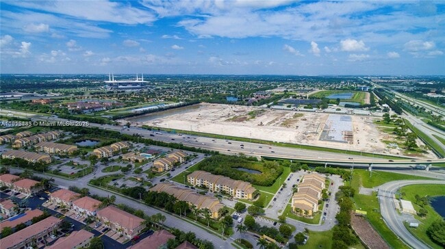 Building Photo - 21416 NW 13th Pl