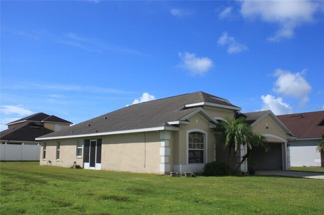 Building Photo - 3020 Eagle Crossing Dr