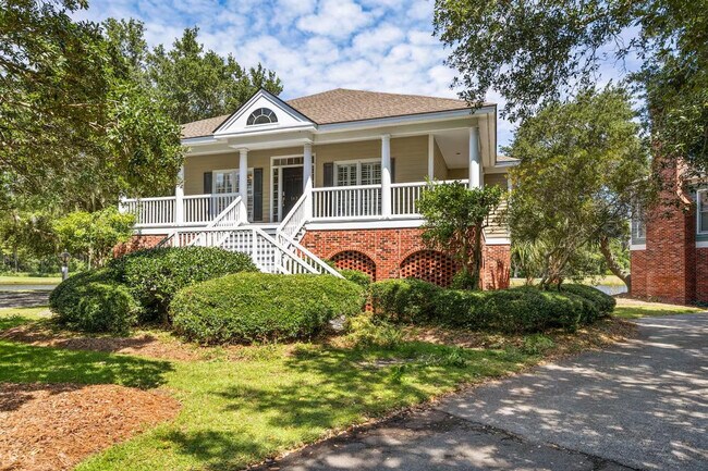 Building Photo - 127 Marsh Lake Dr