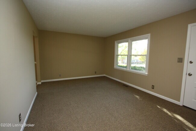 Building Photo - 6824 Hillside Dr