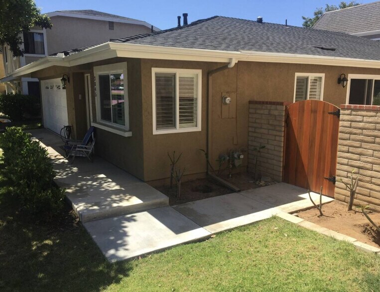 Building Photo - 3845 Hibiscus Cir