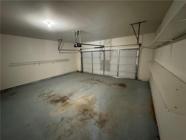 Building Photo - 6902 Grand Hickory Dr