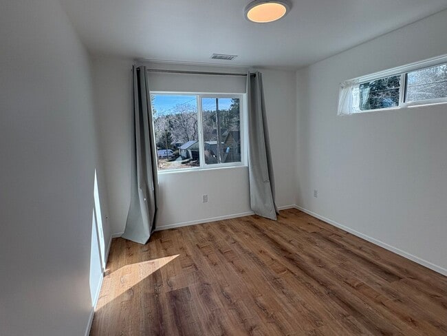 Building Photo - Gorgeous Flagstaff Rental Built In 2026