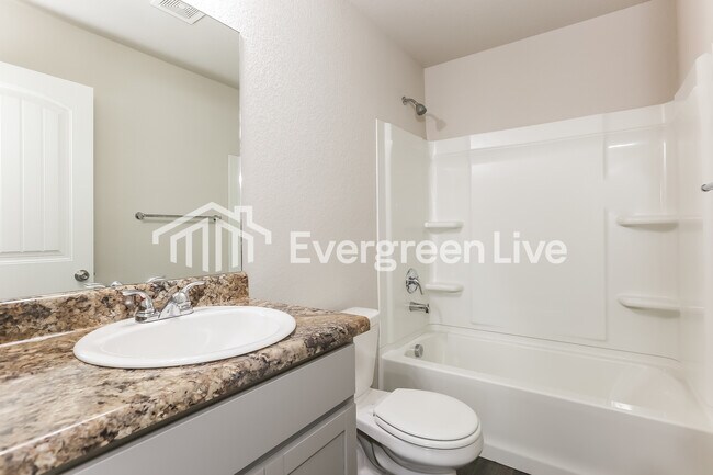 Building Photo - 52 Dunnaway Dr