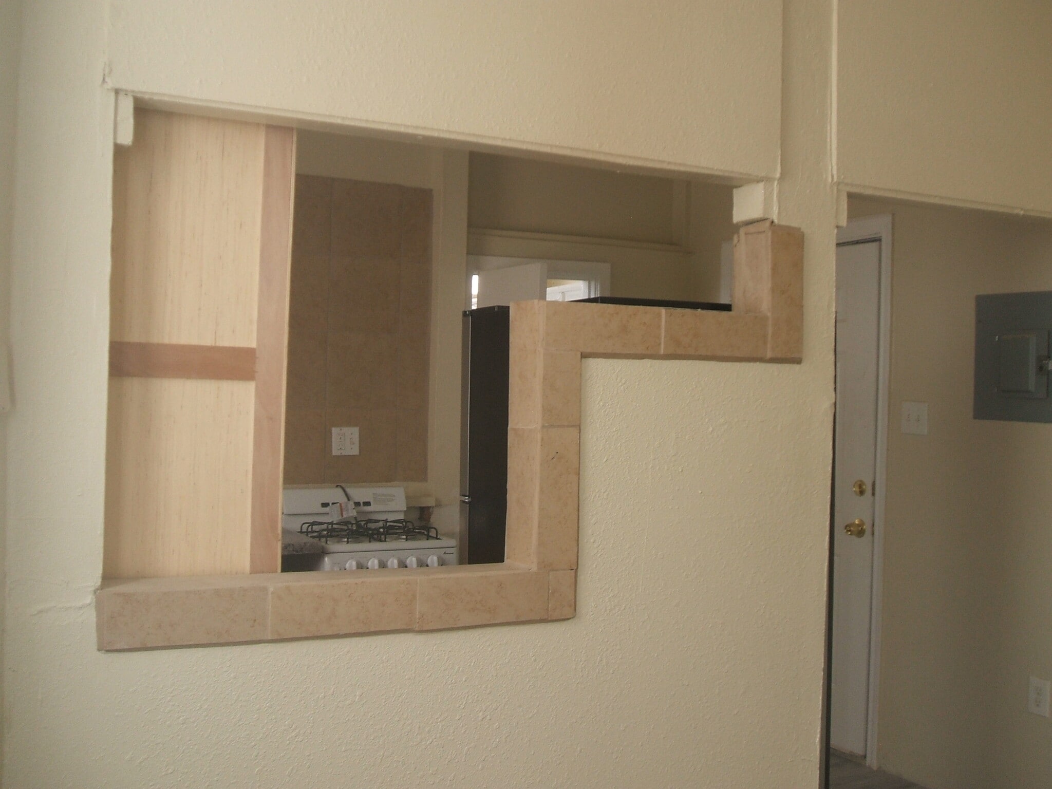 Building Photo - 303 Howard St.