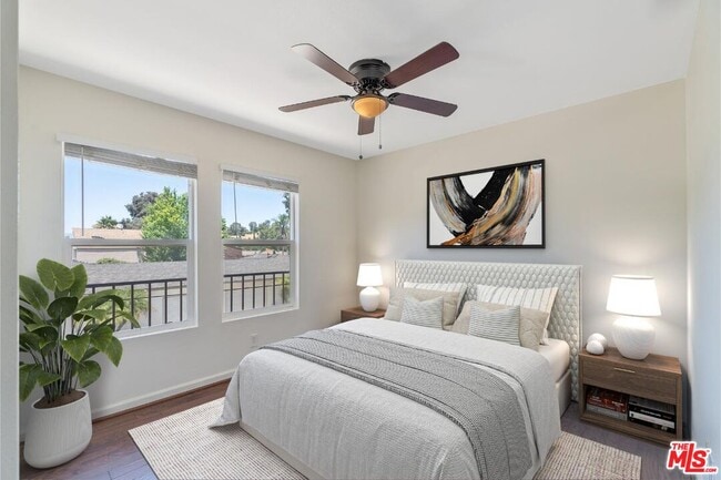 Building Photo - 4821 Topanga Canyon Blvd