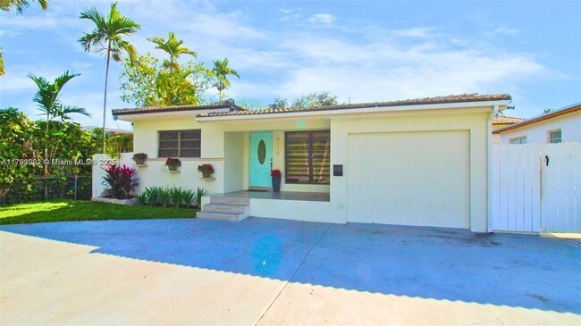 Primary Photo - 6110 S Waterway Dr